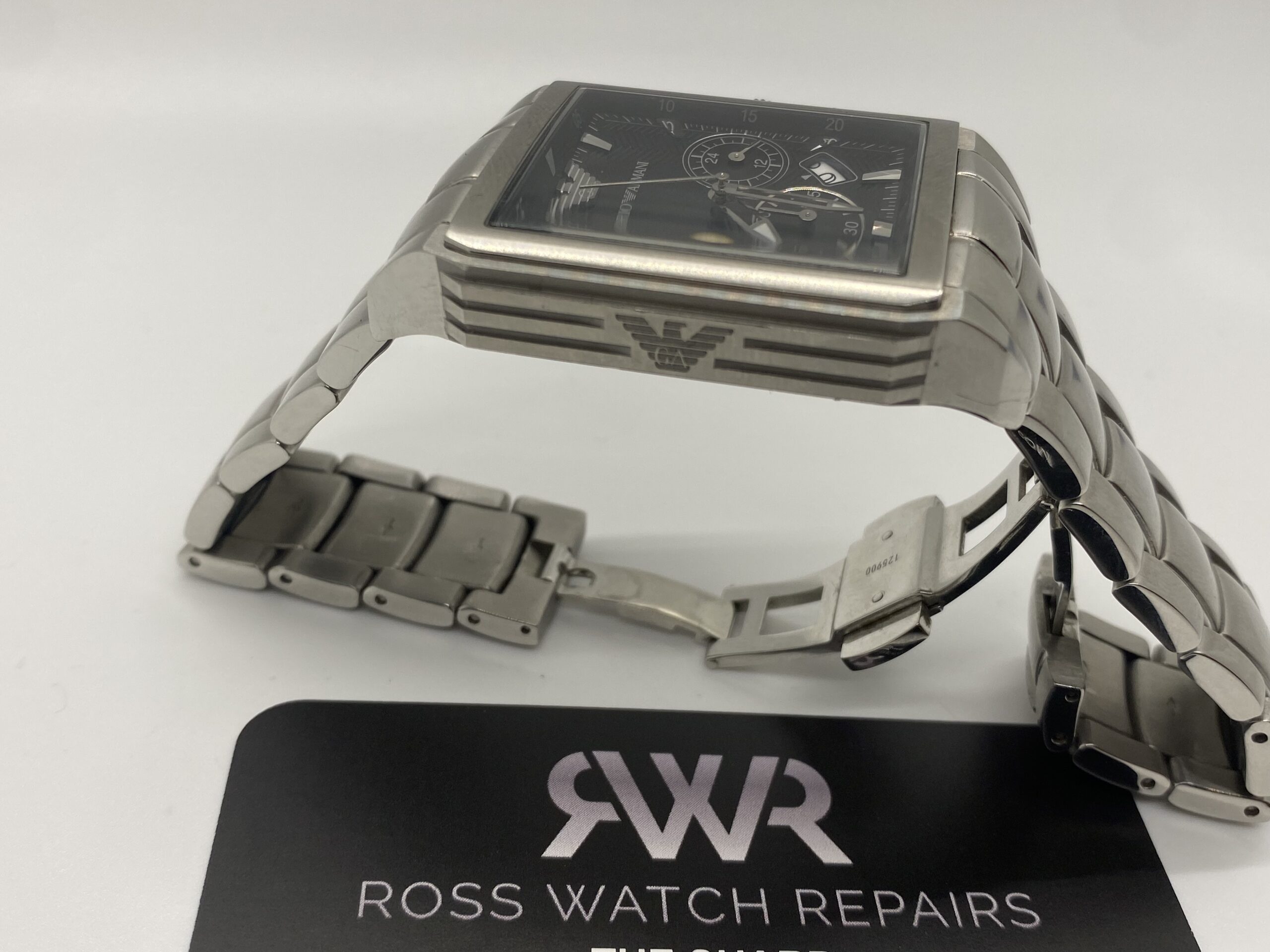 Emporio Armani watch battery replacement